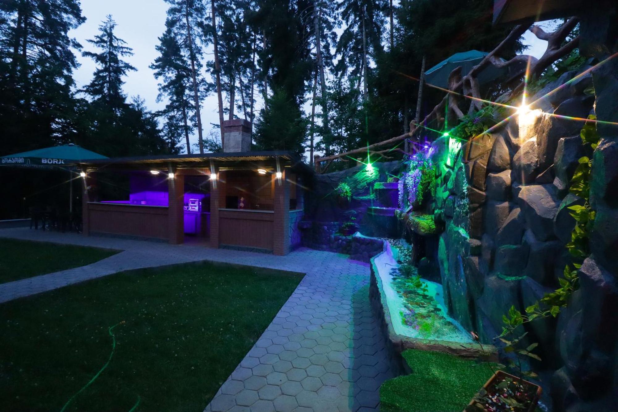 Hotel Evergreen Borjomi Exterior photo